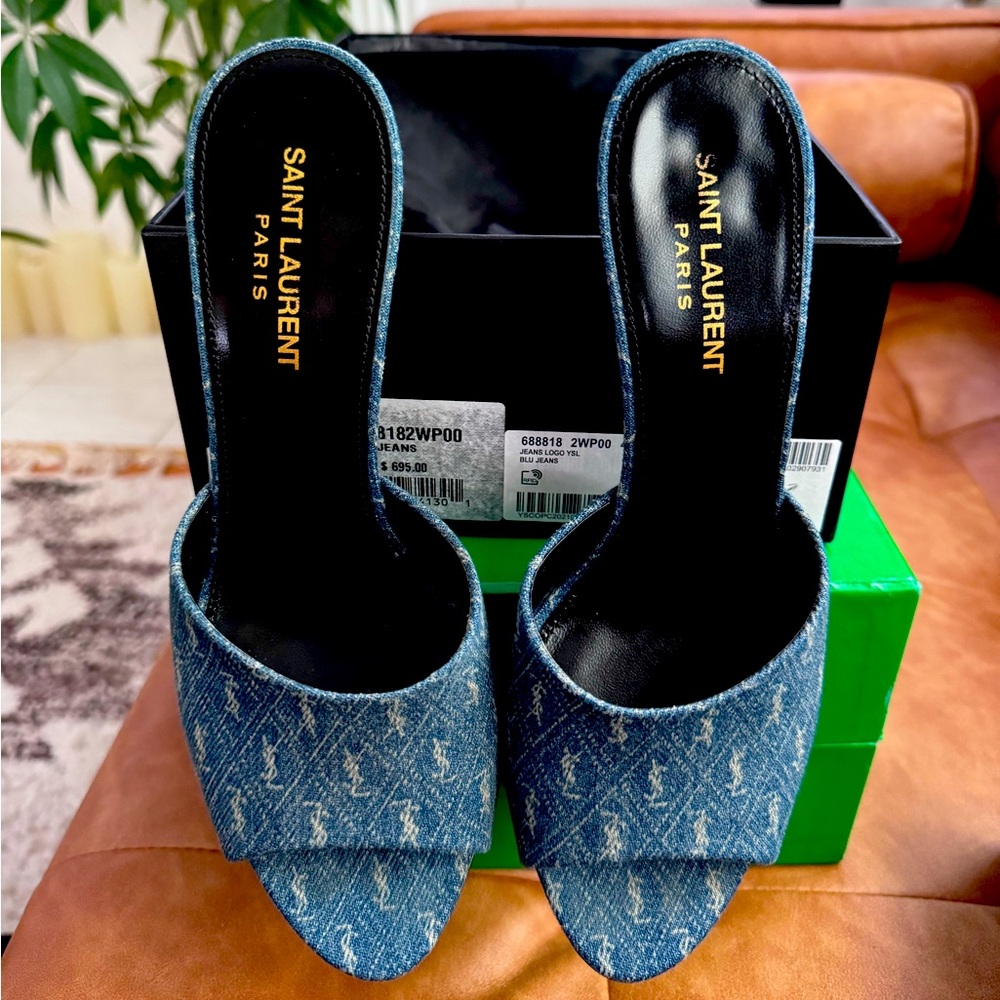 Saint Laurent LA 16 Mule size 8